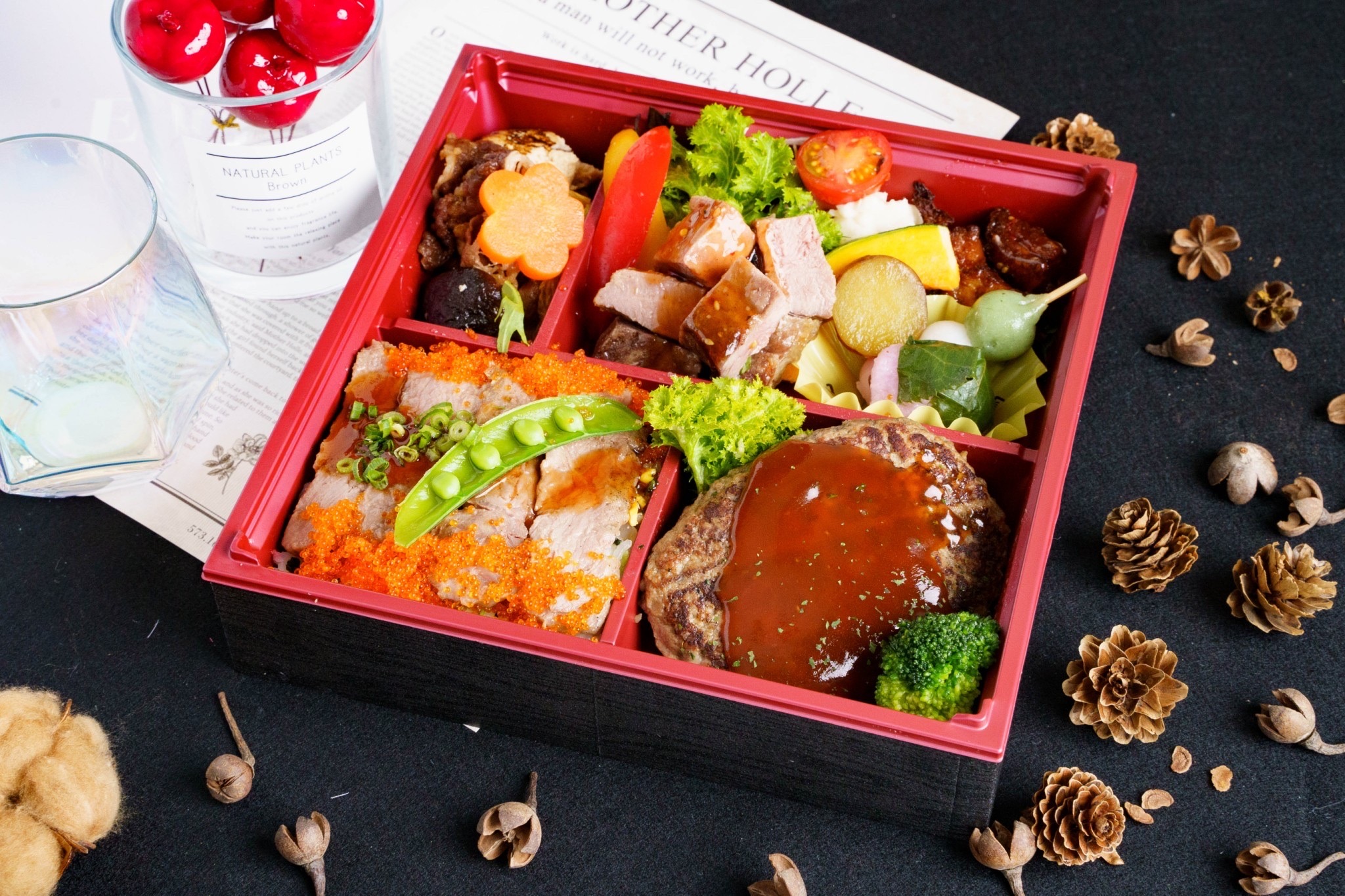 肉割烹　神楽-kagura- 特上　肉づくし弁当