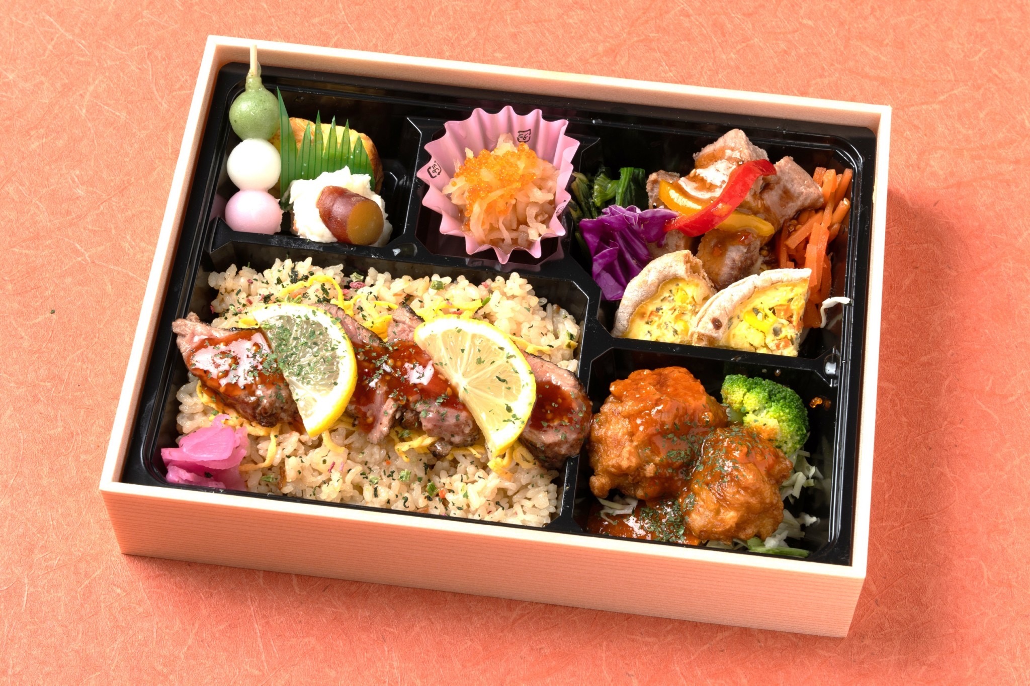 瀬戸内ダイニング 彩 炙り牛肉ステーキご飯のごちそう弁当